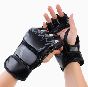 Gants de boxe MMA professionnels en cuir PU lacés, personnalisables, avec évacuation de l'humidité, pour les salles de sport et les activités sportives - Product Image 4