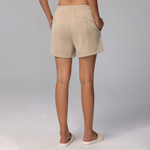 Women's Solid Color Fleece Shorts Mid <b>Waist</b> <b>Elastic</b> Drawstring Casual Loose Fit Breathable Knitted Fabric <b>With</b> Pockets - Product Image 4