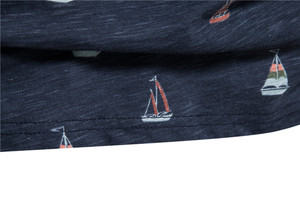 Camiseta Casual de Manga Corta con Cuello Redondo y Estampado de Veleros Azul Marino para Hombre, Corte Regular, Tejido de Punto de Algodón - Product Image 5
