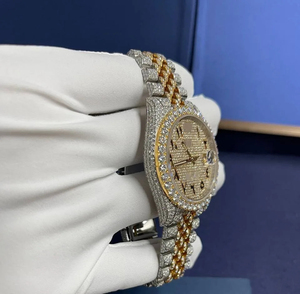 Montre de luxe en acier inoxydable glacé, diamants Moissanite, bicolore or et argent, cadran arabe, verre saphir, fenêtre de date, style Hip Hop - Product Image 4