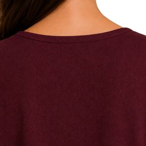 Blusa Casual Borgoña para Mujer con Bordado, Manga Corta, Cuello en V y Lazo en la Cintura, Fabricante de Camisas de Moda al por Mayor con Logotipo Personalizado - Product Image 6