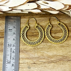Pendientes Boho de Diseño Único, Joyería Tribal de Latón para Mujer, Pendientes de Aro Geométricos en Espiral Chapados en Oro de 18k para Venta al por Mayor/OEM/ODM - Product Image 6