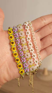 Elegant Floral Seed <b>Beaded</b> <b>Bracelet</b> For Daily Wear Wedding Gift Adjustable Customized Handwoven Floral Wristband Fashion Jewely - Product Image 2