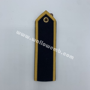 Épaulettes personnalisables haut de gamme pour officiers de la Royal Brunei Air, avec tresses en fil d'or - Product Image 1