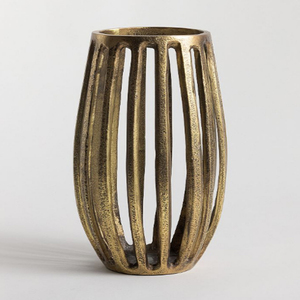 Porte-bougie en aluminium doré moulé, finition antique dorée, lot de 3 pièces - Product Image 4