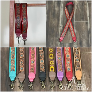 Sac à bandoulière et sac à main en cuir rouge estampé de qualité supérieure, nouveau, avec motif floral, élégant, pour appareil photo, avec sangles réglables pour animaux de compagnie - Product Image 1