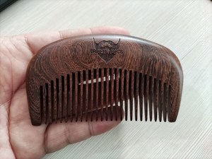Peine de madera hecho a mano con forma natural, duradero, diseñado para el cuidado de la barba, masaje, regalo - Product Image 5