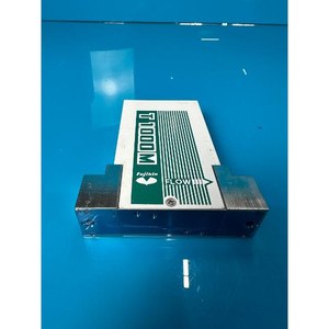 FUJIKIN FCST1030MZSNC-4CL2 -F10L-N2-R6-U-EP ใช้เป็นอะไหล่อุปกรณ์เซมิคอนดักเตอร์แบบมือสอง - Product Image 5