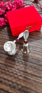 Exquisito conjunto de Puja plateado con Kamal Diya hecho a mano y campana de Puja sagrada con detalles decorativos de Rudraksha - Product Image 2