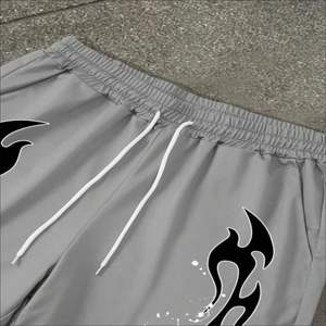 Ensemble T-shirt et short d'été pour homme, deux pièces, streetwear, sport, fitness, manches courtes, marque personnalisée, fabricant de vêtements en gros - Product Image 3