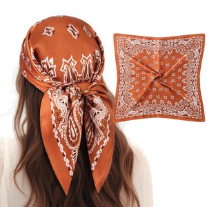 Pañuelo de satén para mujer, sensación de seda, para el cabello, bandana para dormir, 27.5 pulgadas, venta al por mayor OEM - Product Image 1