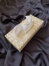 Boîte à mouchoirs de luxe en résine avec motif d'amour et de navigation, sculptée à la main pour la décoration de la maison, des hôtels et des restaurants - Product Image 4