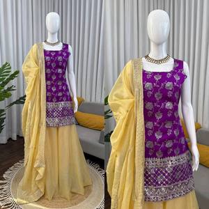 Conjunto de Top, Pantalón y Dupatta Bordado para Mujer - Jequrd de Secado Rápido, Antiarrugas, Elástico y Reversible para Bodas - Product Image 3