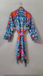 Robe kimono longue pour femme, imprimé floral brodé, manches trois quarts, col rabattu, tissu doux, vêtements de nuit décontractés d'été - Product Image 2