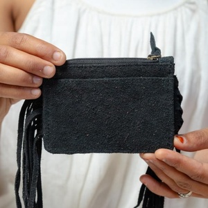 Haute qualité femmes Vintage court bracelet porte-monnaie en cuir véritable fermeture éclair botte point en forme de coeur daim Polyester - Product Image 3