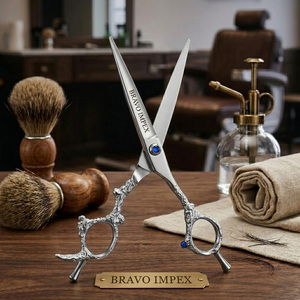 Tijeras Profesionales para Cortar Cabello de Salón, Hoja Convexa Afilada de Acero Inoxidable, Juego de Tijeras de Barbería de Precisión, Kit de 6 Pulgadas - Product Image 1