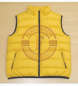 Chaqueta Acolchada Amarilla al por Mayor OEM - Chaleco Acolchado Cortavientos para Hombre - Product Image 1