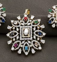 Pendentif blanc en or brillant au look royal magnifiquement conçu serti de diamants américains pour filles et cadeau de mariage pour femmes - Product Image 2