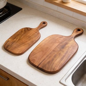 Planche à découper en bois d'acacia personnalisée avec poignée, plateau en bois massif, planche de cuisine pour fruits, aliments et charcuterie - Product Image 4