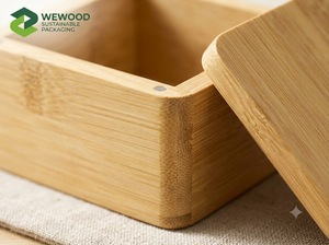 กล่องใส่เครื่องประดับไม้ไผ่ทรงสี่เหลี่ยมผืนผ้า WeWood รุ่นวินเทจ สลักลาย ขนาด 9x9 ซม. ฝาปิดแม่เหล็ก กล่องเก็บของรักษ์โลก รุ่น WW-JB-005 เวียดนาม - Product Image 3