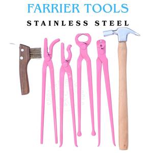 Kit d'outils de ferrage pour chevaux en étui en cuir avec marteau de réglage, tire-clous, pince crocodile et brosse de nettoyage - Product Image 4