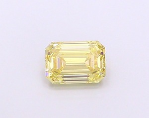 Diamant de 1,06 carat, taille émeraude, jaune clair fantaisie, VS1, EX, poli, certifié CVD, pierre précieuse cultivée en laboratoire, pour ensemble de mariée de créateur - Product Image 1