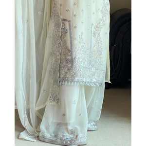 เสื้อท่อนล่างสุดและชุดเสื้อผ้าผู้หญิงมีงานปักที่หรูหรา - Product Image 5