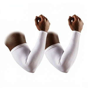 Manchons de compression sportifs en polyester rafraîchissants et anti-UV pour hommes et femmes, vente en gros - Product Image 3
