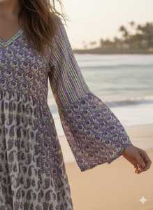 Robe Bohème Longue à Motifs Floraux Violet, Col en V, Manches Cloche, Coupe Droite, 100% Coton, Style Décontracté d'Été, pour la Plage, ODM - Product Image 3