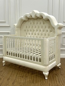 Lit bébé en bois massif de haute qualité avec dossier rembourré et tiroirs de rangement – Fabricant de meubles pour chambre d'enfant en gros - Product Image 5