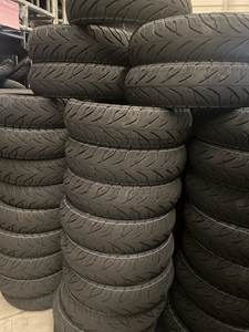 Neumático de Motocicleta Tubeless de Alta Calidad 110/70-13 120/70-14 80/90-14, Hecho de Caucho Natural en Vietnam, 12 Meses de Garantía, Repuesto - Product Image 4