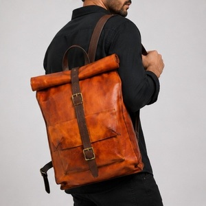 Mochila Vintage de Cuero Suave con Parte Superior Enrollable, Estilo Rugby, Bandolera Casual para Viajes, con Dos Correas, Alta Calidad, 20-39L, para Halloween y Navidad - Product Image 2