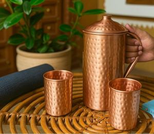 Juego de jarras de cobre para videos de estilo culinario, juego de metal para servir agua con vasos, duradero, reutilizable, para cocina, comedor y bebidas. - Product Image 6