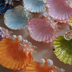 ถาดเปลือกหอยประดับตกแต่ง จานเปลือกหอยธรรมชาติ งานฝีมือทำมือ ถาดใส่เครื่องประดับ สไตล์ชายทะเล ของตกแต่งบ้าน - Product Image 6