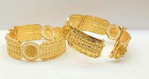 Bracelets en laiton plaqué or 24 carats de haute qualité, élégants et tendance, vente en gros - Product Image 3