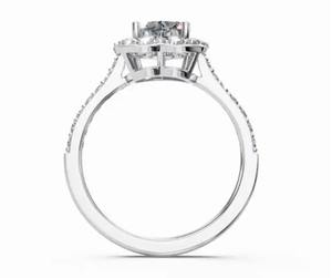 แหวนเพชรรูปหัวใจจาก Heart Lab Grown Diamond  ทอง 9kt 14kt หรือ 18kt สีเหลือง โรสโกลด์ และสีขาว น้ำหนัก 1.37 กะรัต 33 เม็ด  งานจิวเวลรี่คุณภาพสูงที่ยั่งยืน - Product Image 2