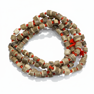 Collier de perles en bois colorées de 2 mm de haute qualité Tulsi Mala 108 pour la prière hindoue et la méditation, export en gros Sigma - Product Image 3