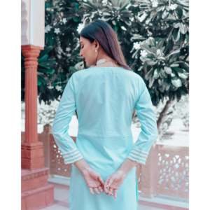 Conjunto de Traje Satinado Azul Aqua Talla XS - Product Image 3