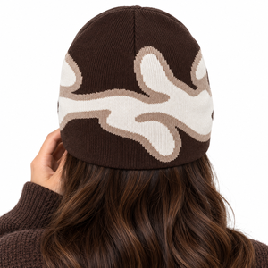 Bonnet en tricot à motif vague abstrait, marron chocolat et beige, avec logo latéral, unisexe, design graphique, fournisseur en gros USA - Product Image 2