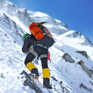 Coperta da Campeggio Trapuntata Resistente all'Acqua e alle Macchie per Avventure all'Aperto - Product Image 2