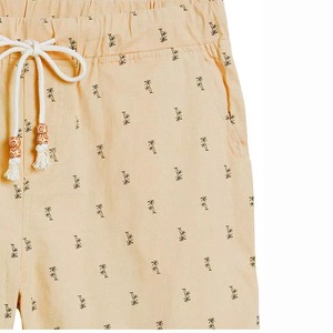 Shorts Bermuda en coton beige à imprimé géométrique pour homme avec cordon de serrage, taille mi-haute, séchage rapide, poches décontractées - Product Image 4