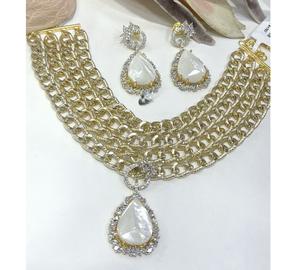 Conjunto de Collar y Aretes con Acabado Dorado y Piedras de Imitación, Elegante y de la Mejor Calidad, para Bodas, Colección para Mujer - Product Image 3