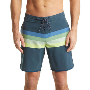 Shorts de bain pour hommes personnalisés, motif rayé, imperméables, couleur rouge, vêtements de plage respirants, mode personnalisée - Product Image 2
