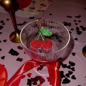 Abalorios de semillas para bordado, dijes para bolsos, estilos únicos hechos a mano, accesorio de moda. - Product Image 3