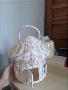 Panier à champignons en bambou fait main, durable, à pois rouges et blancs, décoration de Noël pour la maison, sac de rangement artisanal - Product Image 6