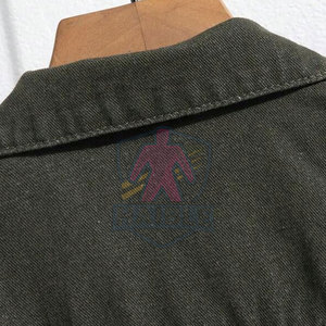 แจ็คเก็ตยีนส์ผู้ชายสำหรับฤดูใบไม้ร่วงและฤดูหนาว คุณภาพสูง แห้งเร็ว ปรับแต่งโลโก้ด้านหน้าได้ รุ่นล่าสุด - Product Image 3