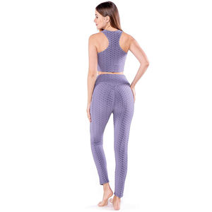 Conjunto de Yoga de 2 Piezas para Mujer con Cinturón y Logotipo Frontal - Shorts y Sujetador Deportivos de Spandex/Nylon con Elasticidad en Cuatro Direcciones - Product Image 3