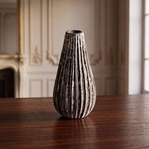 Jarrón de Cerámica Rústico para Mesa, Acabado Mate, Hecho a Mano, Diseño Rayado Gris - Product Image 3