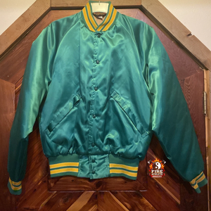 Vestes coupe-vent personnalisées haut de gamme 2025 pour les fraternités et les sororités hivernales, avec lettrage incluant Alpha Gamma Rho Delta Sigma Zeta - Product Image 2