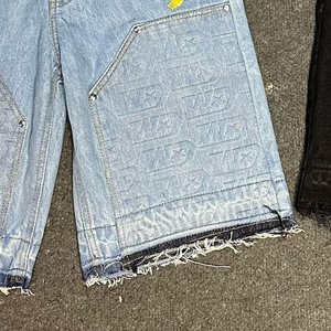 Pantalones cortos de mezclilla vintage para hombre, de corte recto, con dobladillo retro y pedrería, estilo urbano, de cintura media, para verano, de fabricante de ropa personalizada - Product Image 6